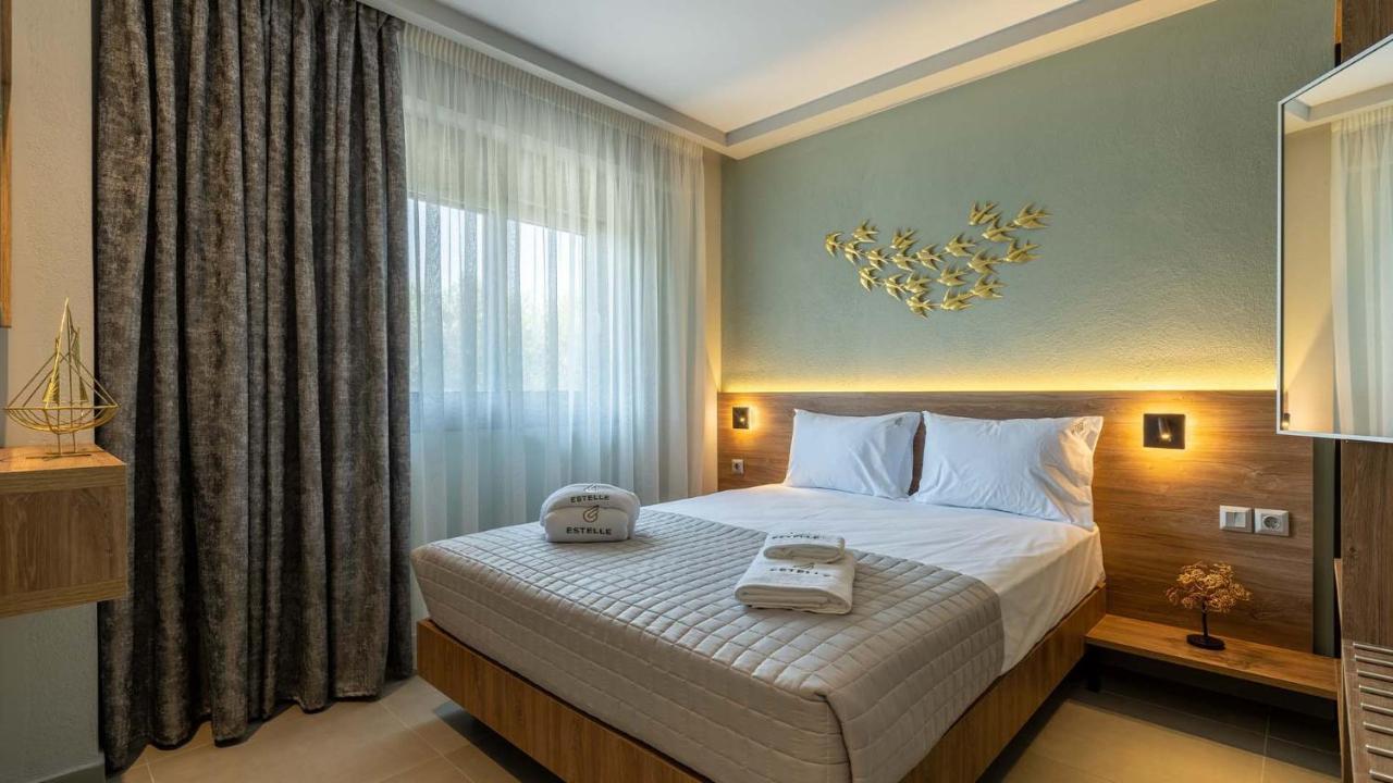 Estelle Family Luxury Apartments & Suites เยราคินิ ภายนอก รูปภาพ